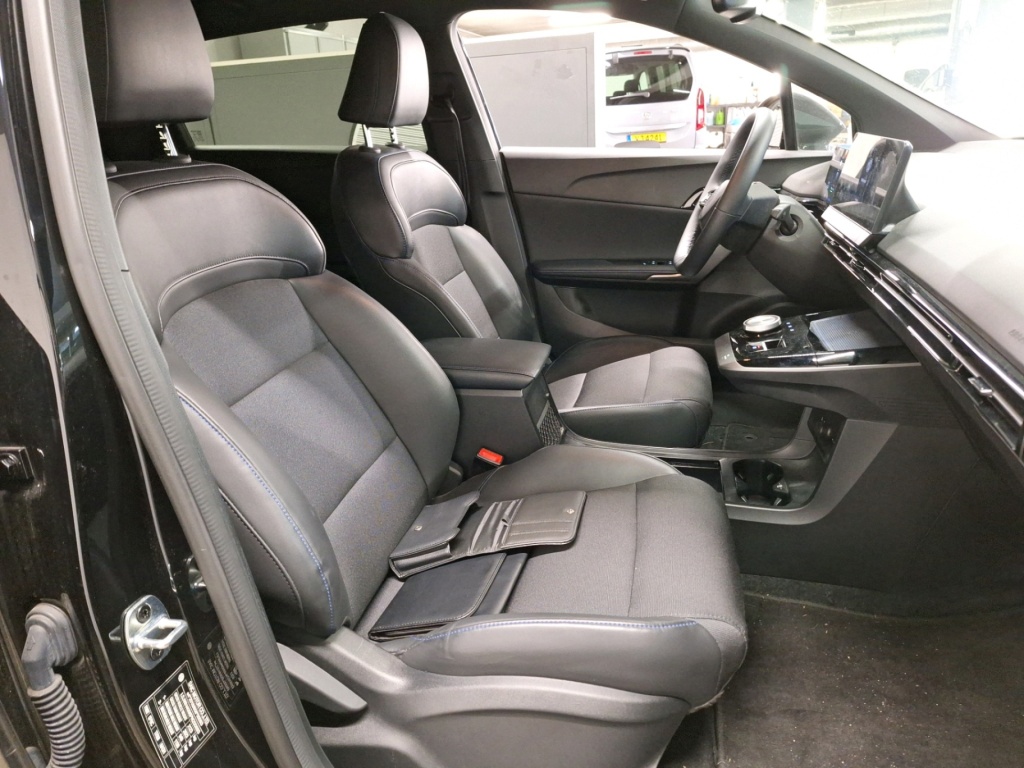 MG MG4 Luxury 64 kWh 204 hp - ref: 7-54575 - Photo 5