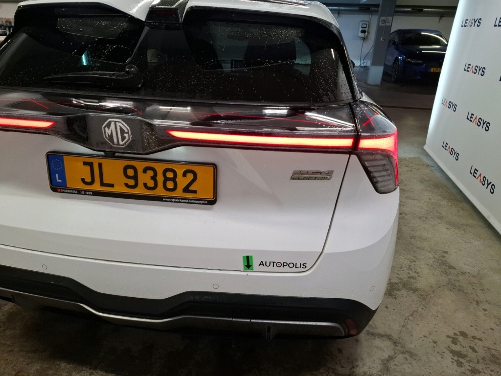 MG MG4 Luxury 64 kWh 204 hp - ref: 7-54577 - Photo 12
