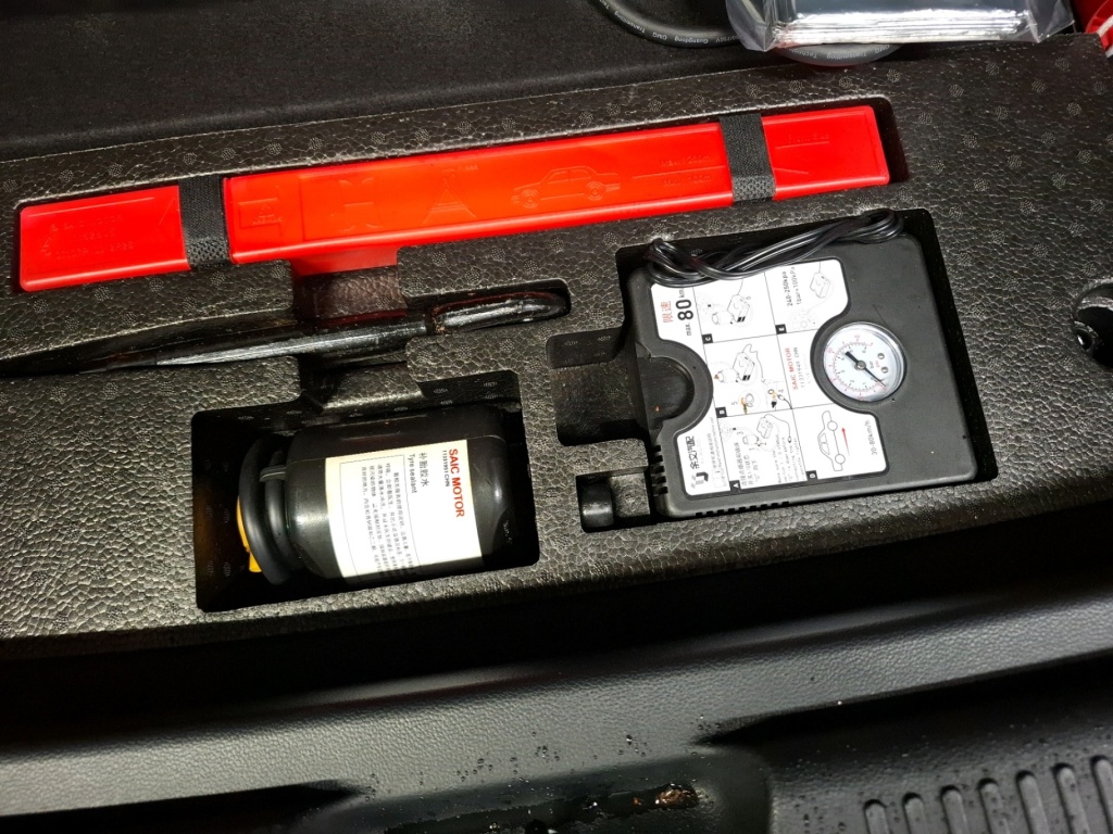 MG MG4 Luxury 64 kWh 204 hp - ref: 7-54577 - Photo 9