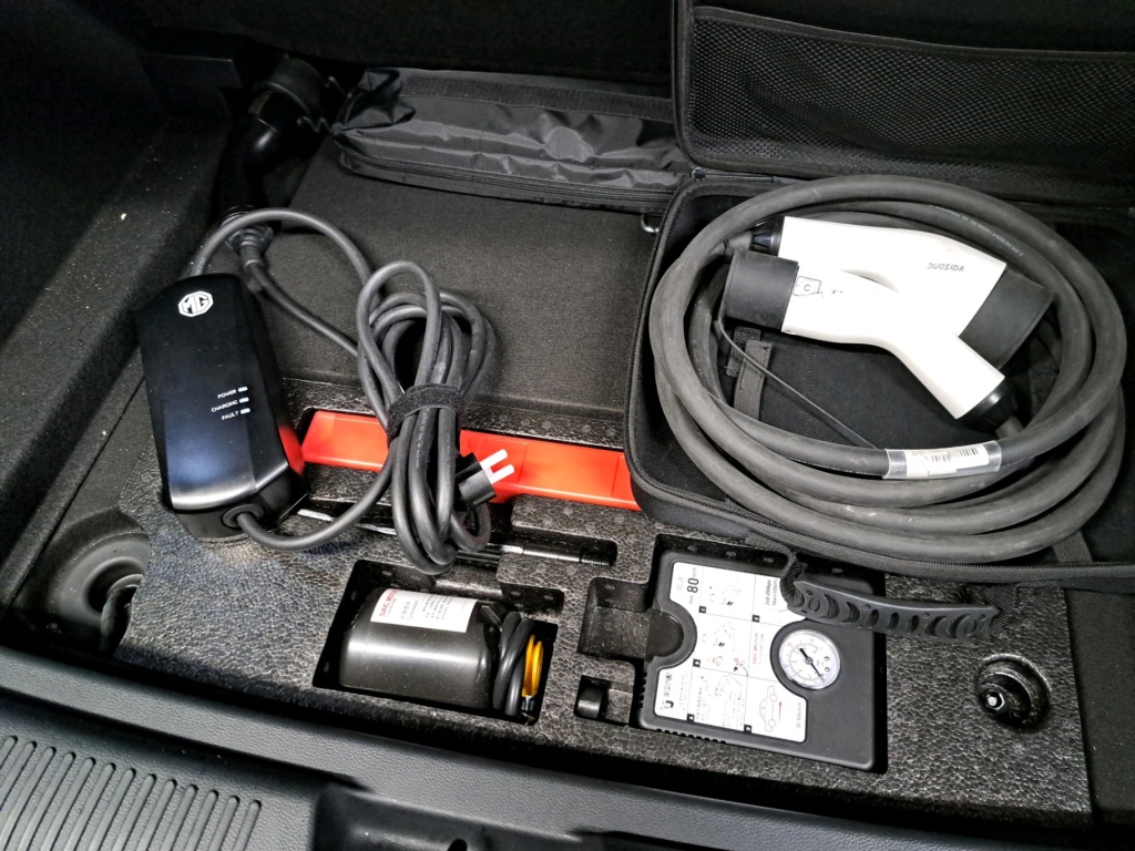 MG MG4 Luxury 64 kWh 204 hp - ref: 7-54582 - Photo 8