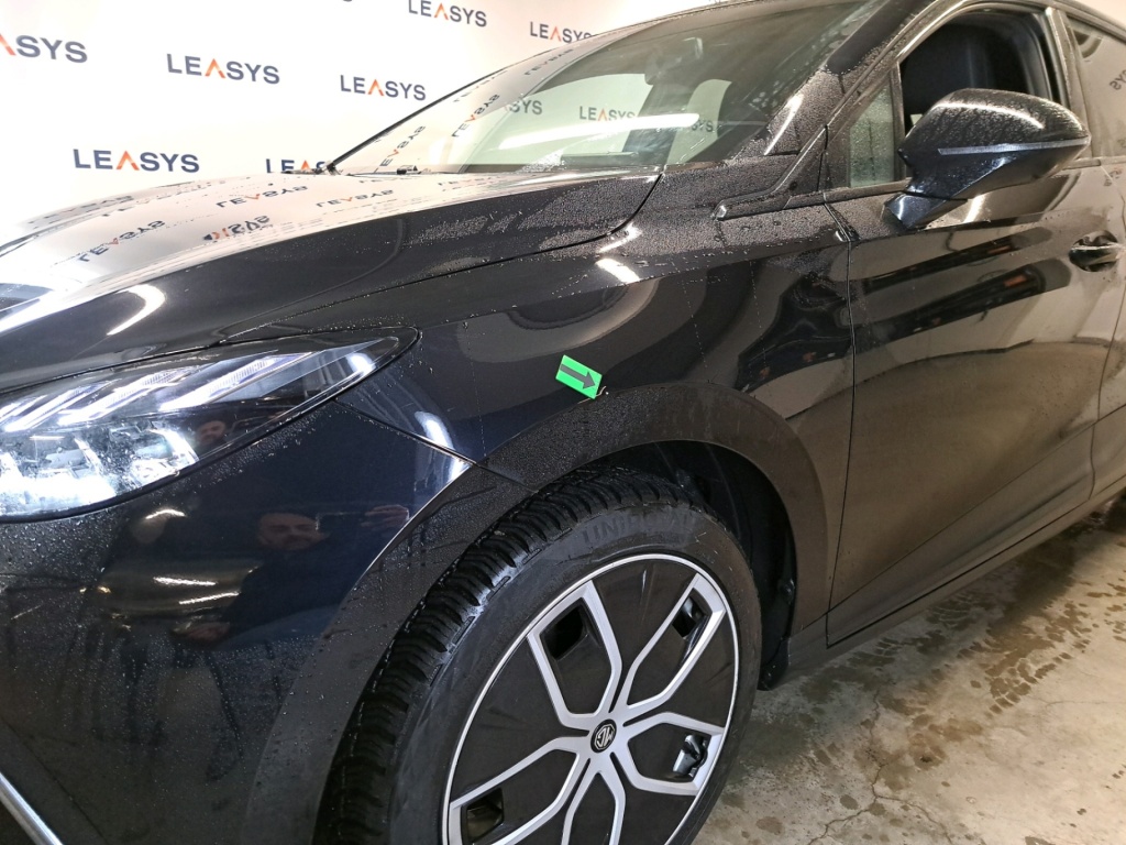 MG MG4 Luxury 64 kWh 204 hp - ref: 7-54589 - Photo 19