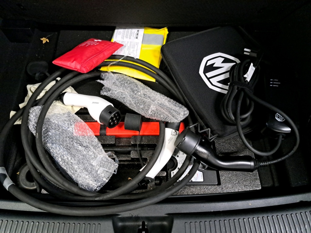 MG MG4 Luxury 64 kWh 204 hp - ref: 7-54589 - Photo 8