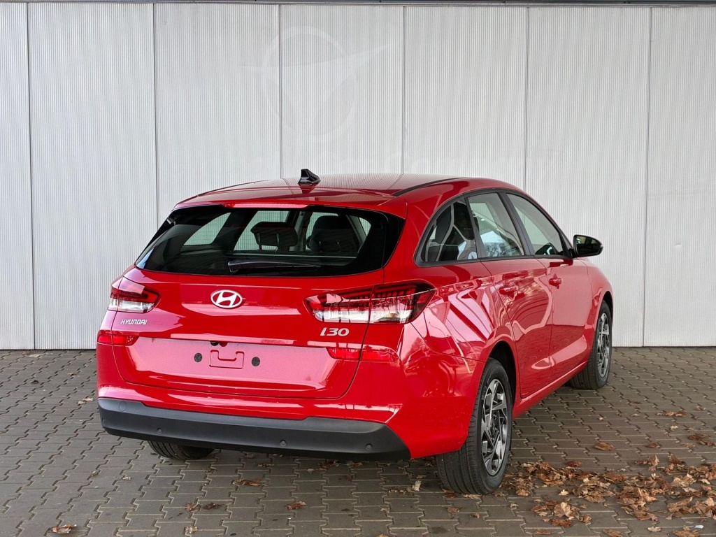 HYUNDAI i30 Style 1.5 T-GDI mHEV 140PS (103 kW) 6MT - ref: 7-54615 - Photo 3