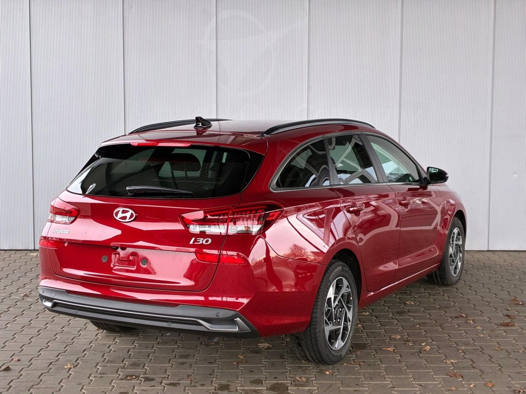 HYUNDAI i30 Style 1.5 T-GDI mHEV 140 PS - ref: 7-54620 - Photo 3