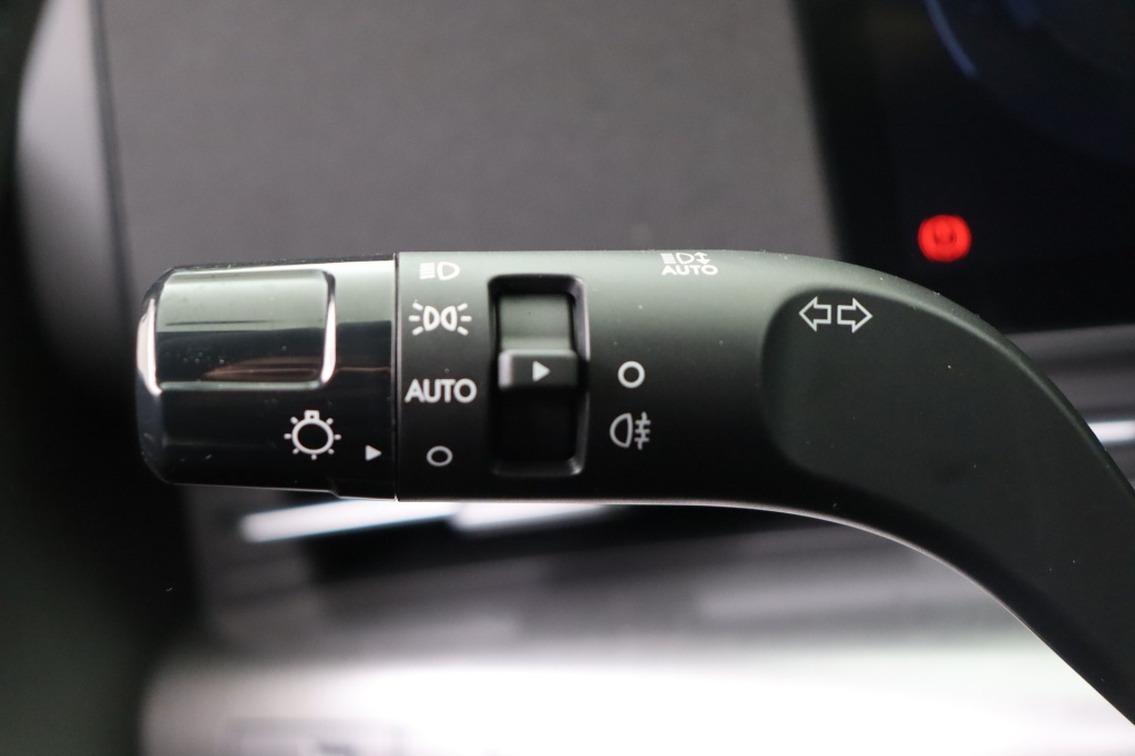 HYUNDAI Kona Shine 17