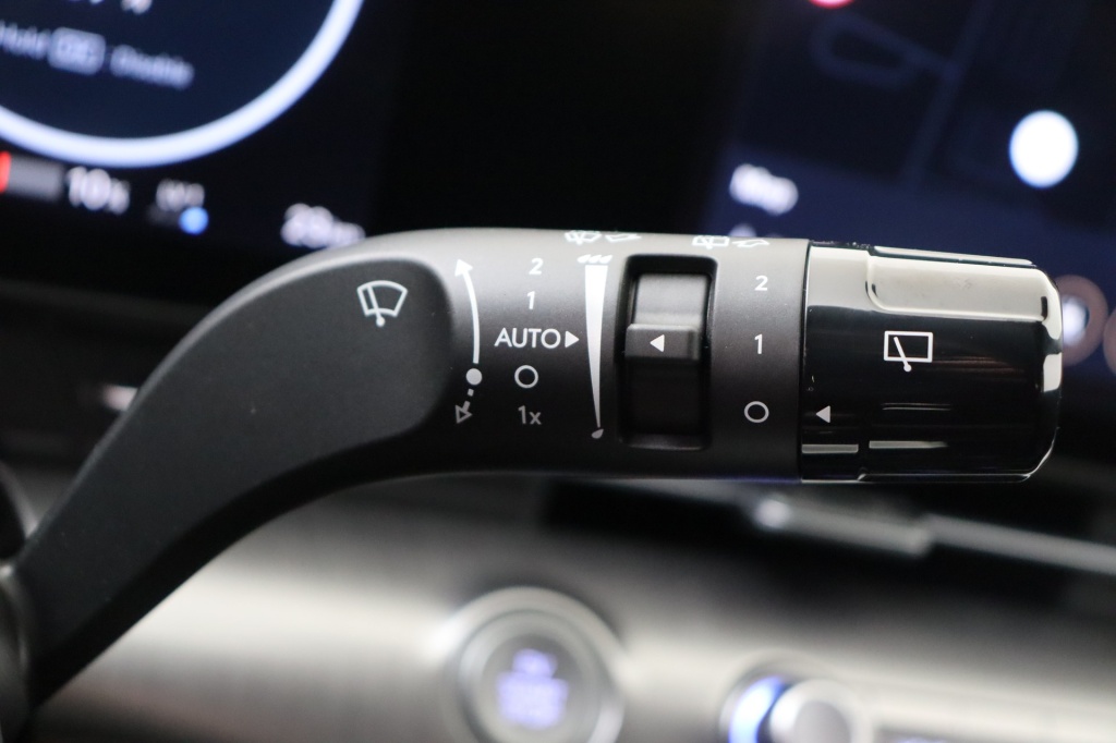 HYUNDAI Kona Shine 17