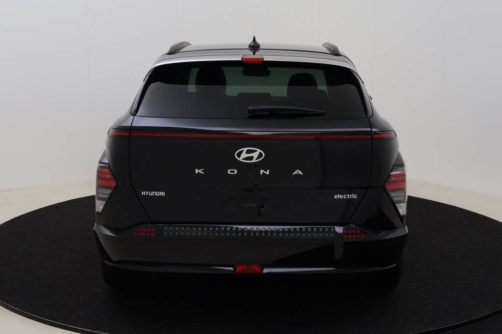 HYUNDAI Kona Shine 17