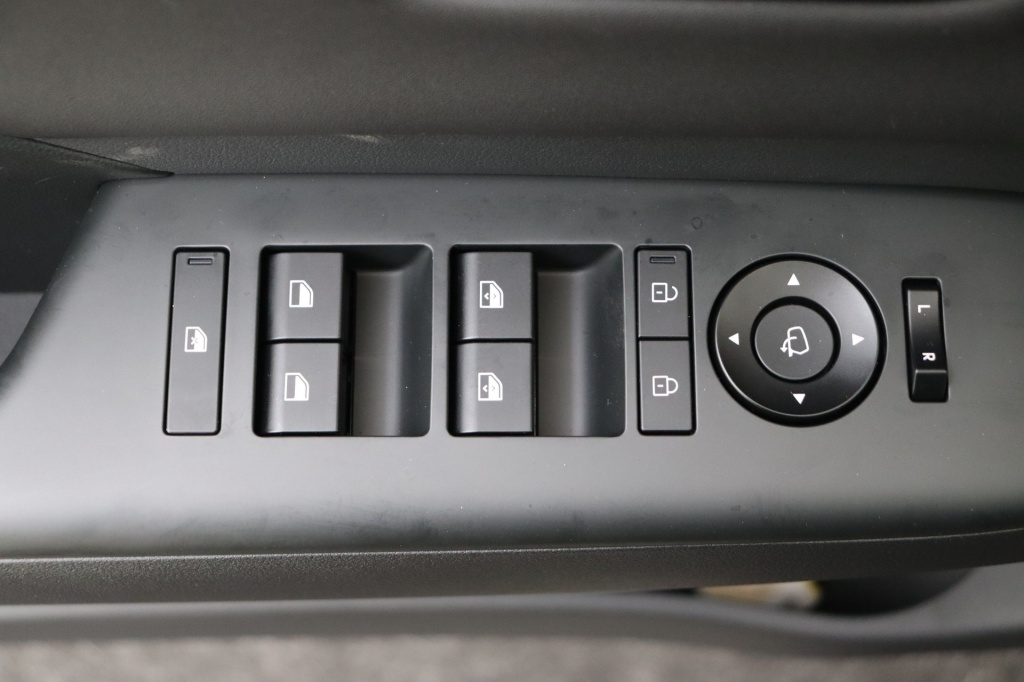 HYUNDAI Kona Shine N-line  EV 65kWh  - ref: 7-54778 - Photo 14