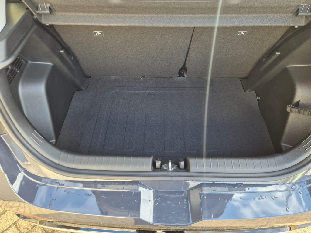 HYUNDAI i20 1.0 Gasoline 90hp - ref: 7-54857 - Photo 9