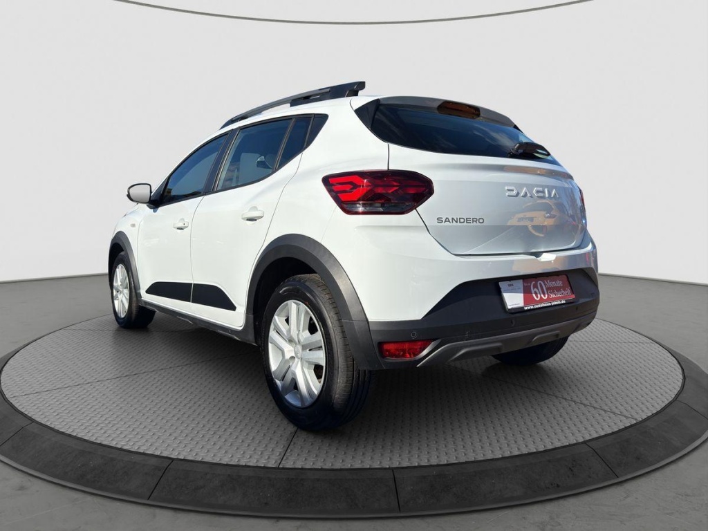 DACIA Sandero Expression 1.0 Gasoline 91hp - ref: 7-54905 - Photo 4