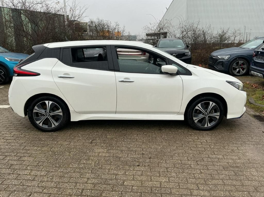 NISSAN Leaf Leaf10 62 kWh  Business+ Elektro 218hp - ref: 7-55267 - Photo 8