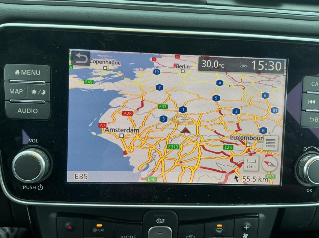 NISSAN Leaf Leaf10 62 kWh  Business+ Elektro 218hp - ref: 7-55267 - Photo 9