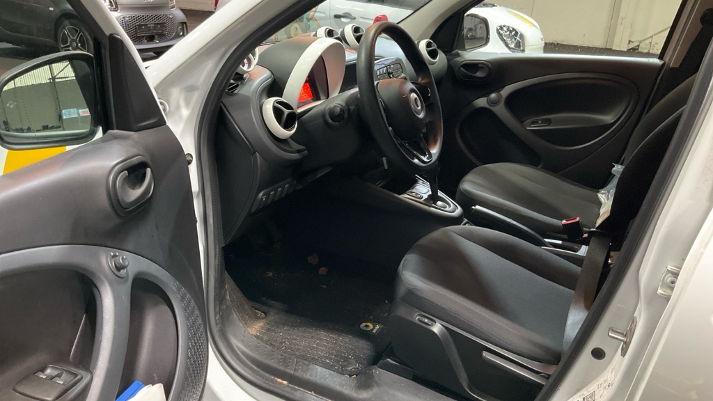 SMART EQ Forfour EQ Elektro 82hp - ref: 7-55269 - Photo 9