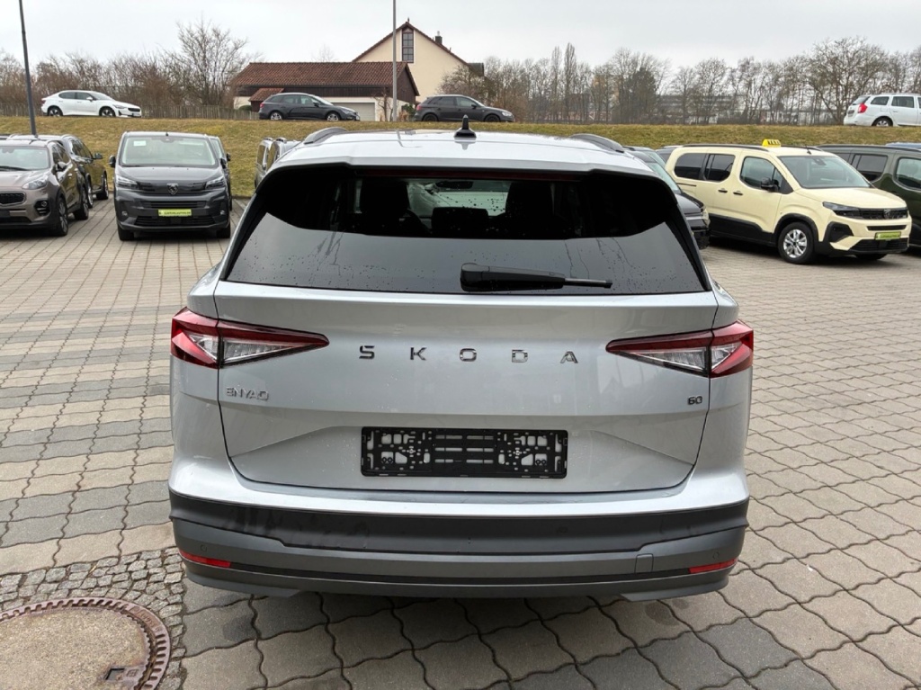 SKODA Enyaq Enyaq iV 60 Loft Elektro 180hp - ref: 7-55273 - Photo 6