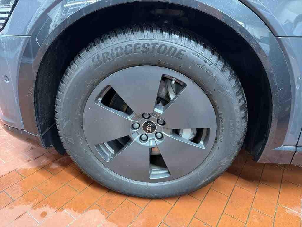 AUDI Q8 Advanced Elektro 340hp Quattro - ref: 7-55958 - Photo 11