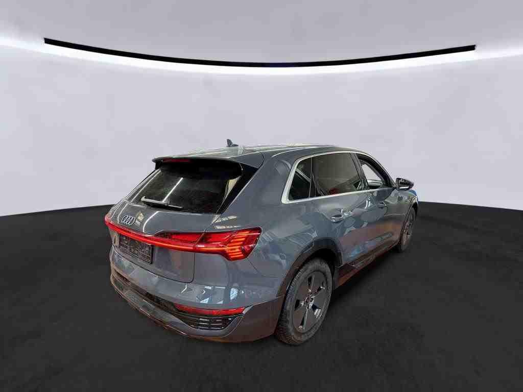 AUDI Q8 Advanced Elektro 340hp Quattro - ref: 7-55958 - Photo 4