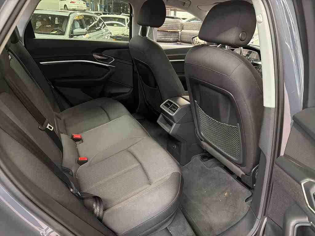 AUDI Q8 Advanced Elektro 340hp Quattro - ref: 7-55958 - Photo 7