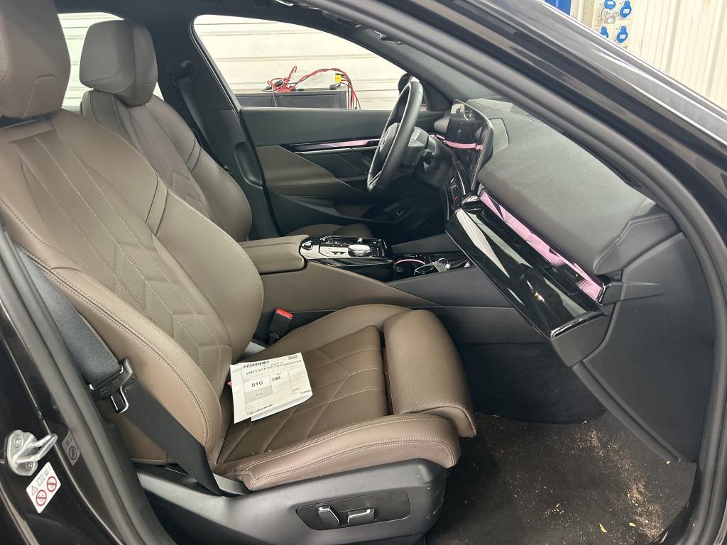 BMW i5 i5 Lim.  eDrive40 M Sport Elektro 340hp - ref: 7-55981 - Photo 16