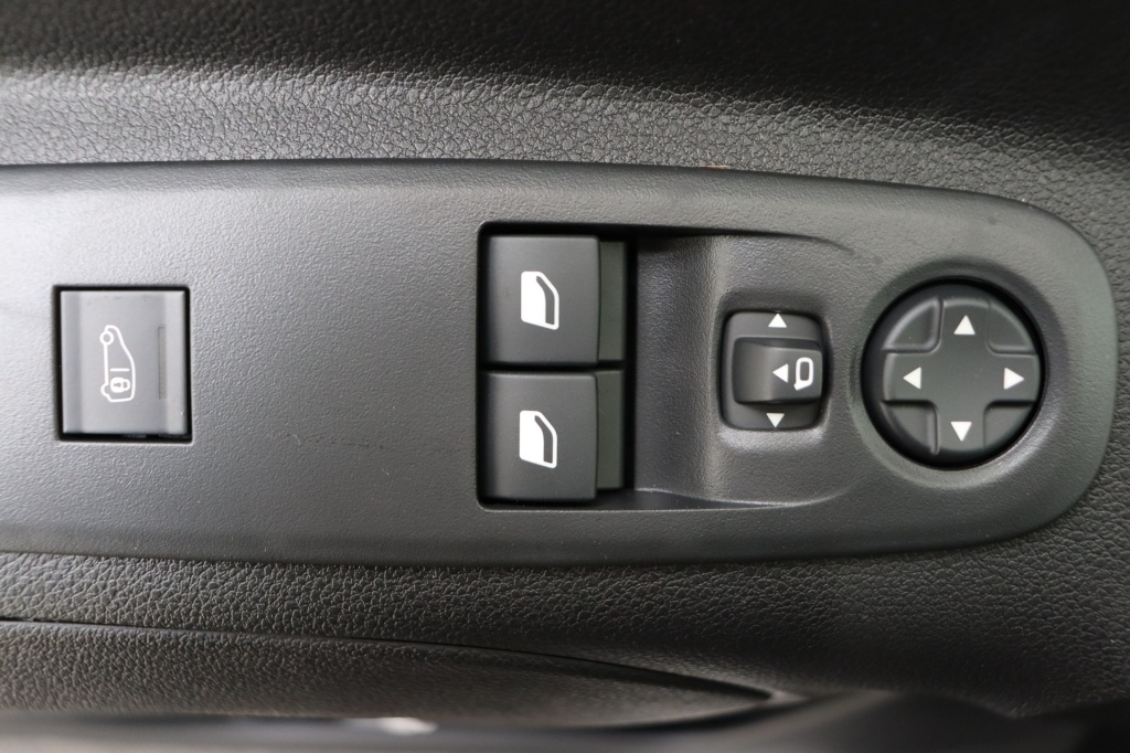 PEUGEOT Partner Long Heavy 1,5 BlueHDi 130 hp S&S EAT8    - ref: 7-56227 - Photo 16