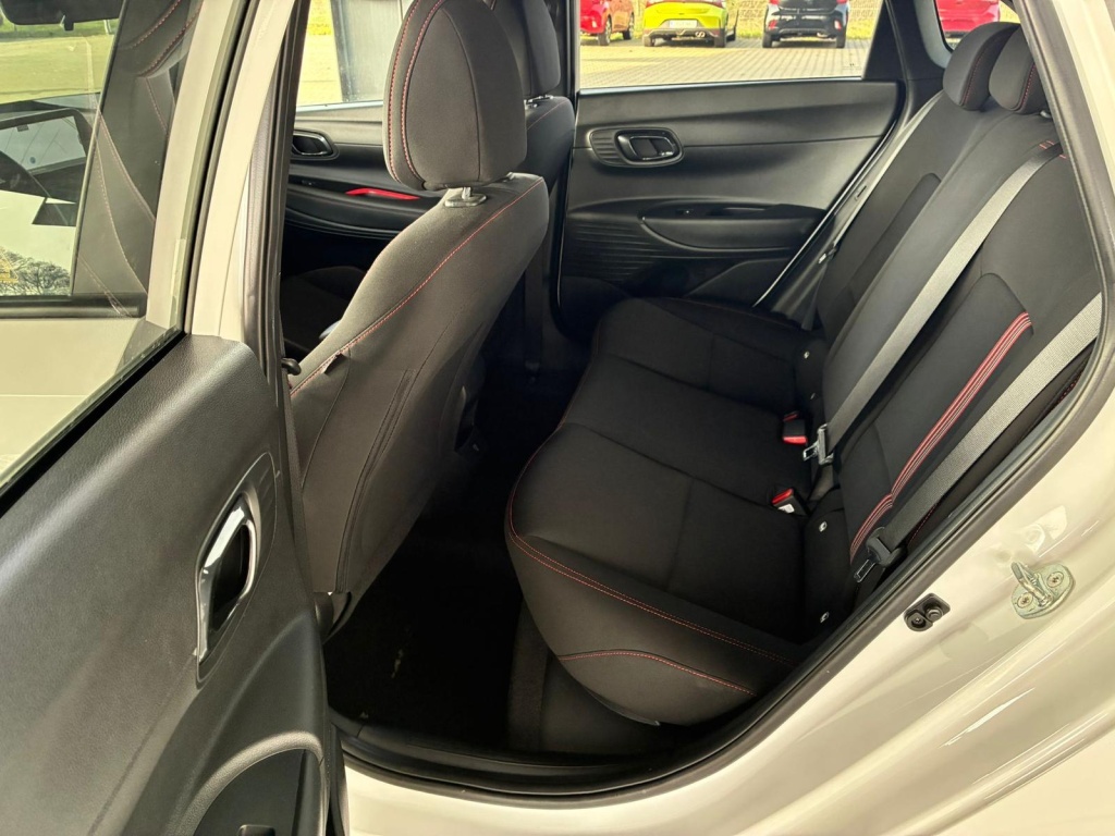 HYUNDAI i20 N-Line 1.2 MPI - ref: 7-56235 - Photo 6