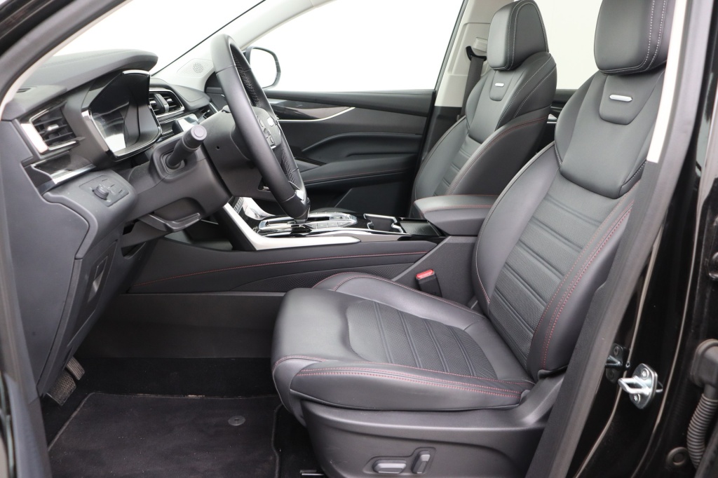 MAXUS EUNIQ6 BASE SB AT FWD - ref: 7-56257 - Photo 13