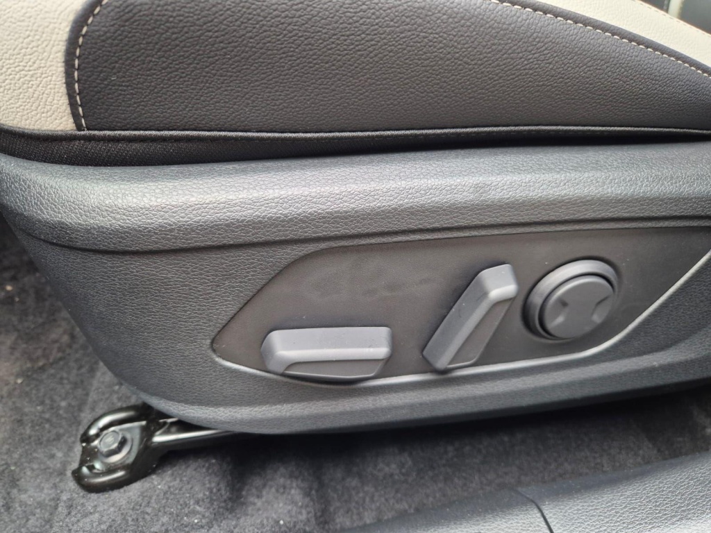 KIA Sportage 1.6 Gasoline 180hp 4x4 - ref: 7-56265 - Photo 14