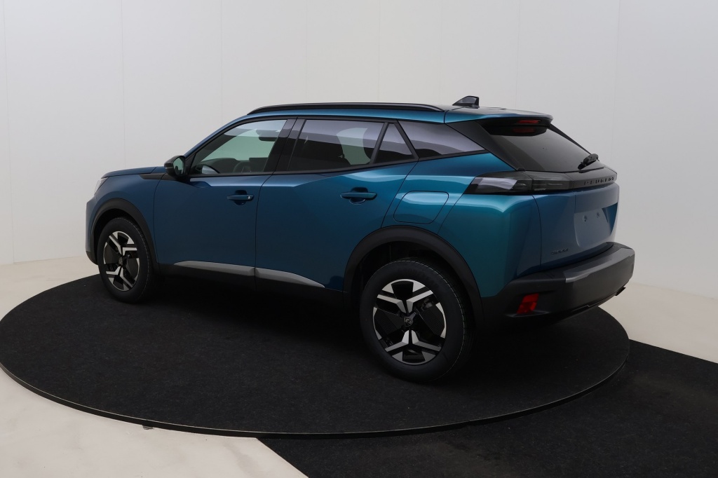 PEUGEOT 2008 Allure  1.2 Turbo 100 hp Man. 6    - ref: 7-56282 - Photo 8