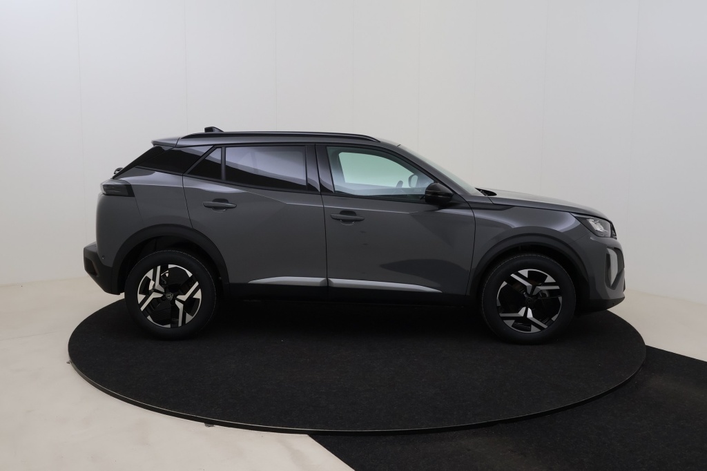 PEUGEOT 2008 Allure  1.2 Turbo 100 hp Man. 6    - ref: 7-56290 - Photo 4