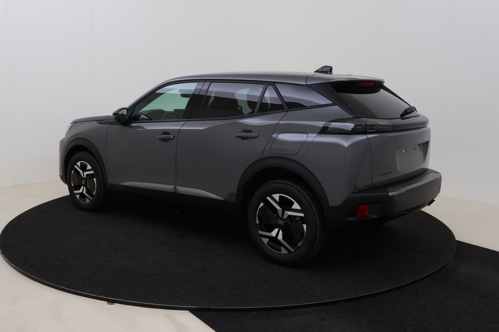 PEUGEOT 2008 Allure  1.2 Turbo 100 hp Man. 6    - ref: 7-56311 - Photo 8