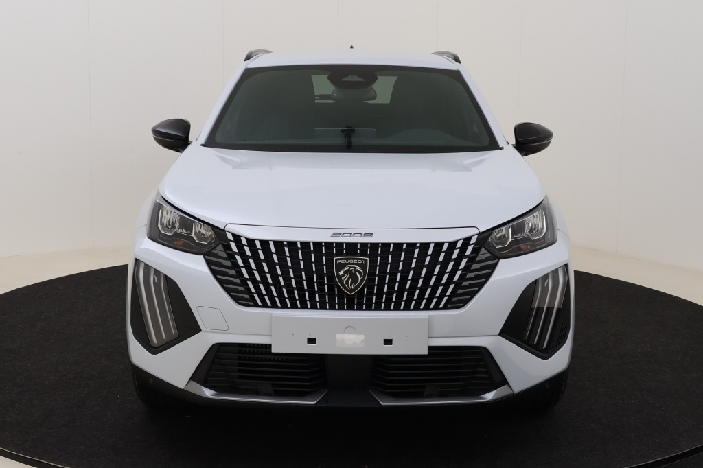 PEUGEOT 2008 Allure  1.2 Turbo 100 hp Man. 6    - ref: 7-56336 - Photo 2