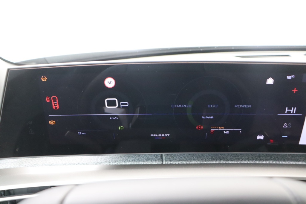 PEUGEOT 5008 Allure Hybrid 145 e-DCS6 - ref: 7-56351 - Photo 18