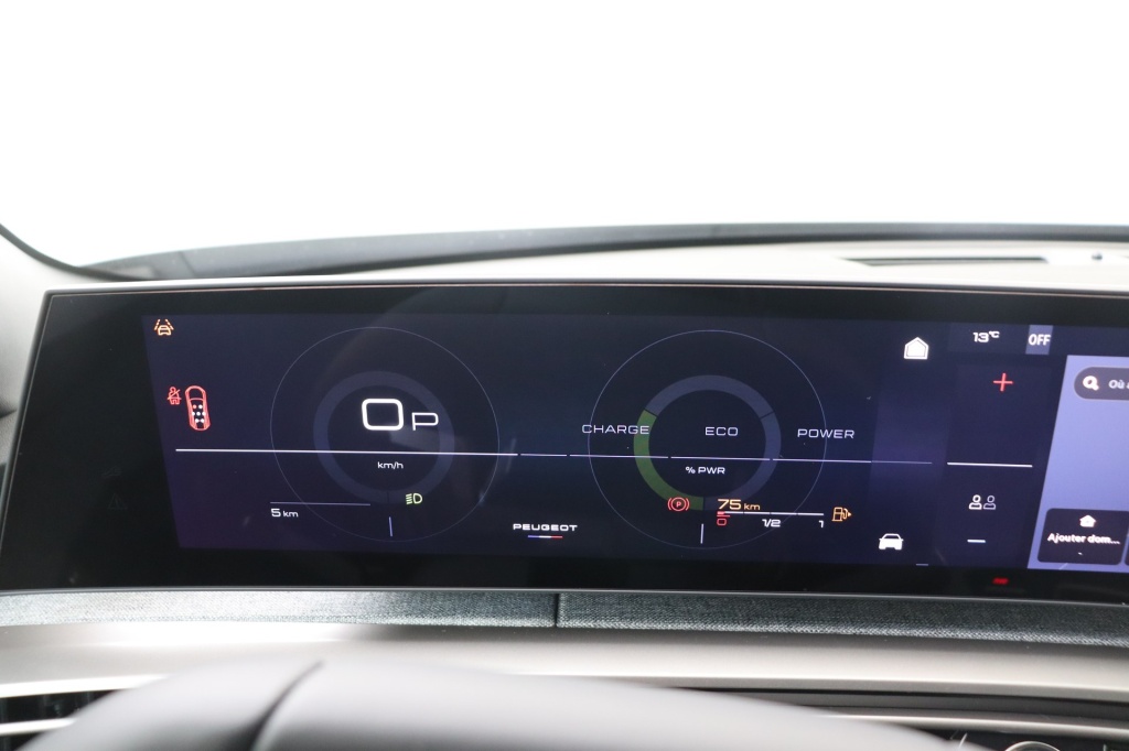 PEUGEOT 5008 Allure Hybrid 145 e-DCS6 - ref: 7-56372 - Photo 18