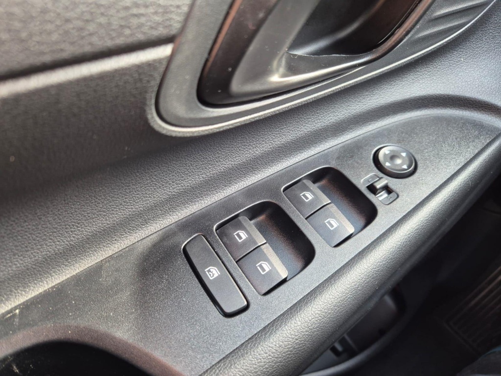 HYUNDAI i20 1.0 Gasoline 90hp - ref: 7-56488 - Photo 13