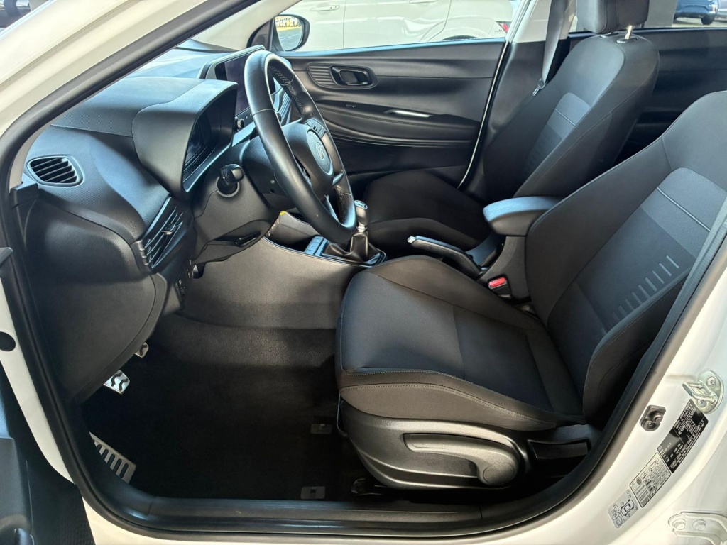 HYUNDAI Bayon Comfort 1.2 GDI (79 PS) 5-speed manual - ref: 7-56492 - Photo 5