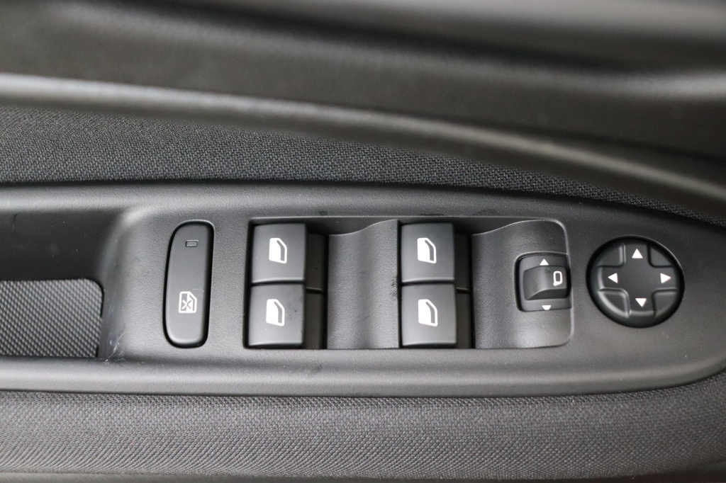 FIAT 600 Icon Hybrid 145 hp e-DSC6 - ref: 7-56578 - Photo 14