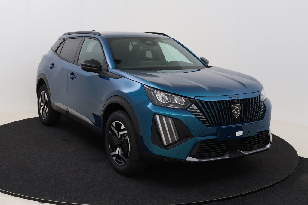 PEUGEOT 2008 Allure Hybrid 145 hp e-DSC6 - ref: 7-56889 - Photo 3