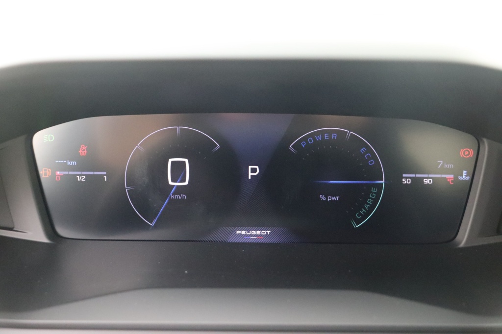 PEUGEOT 2008 Allure Hybrid 145 hp e-DSC6 - ref: 7-56900 - Photo 19