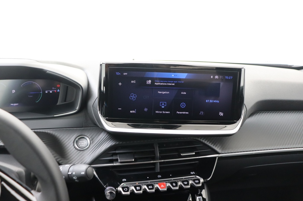 PEUGEOT 2008 Allure Hybrid 145 hp e-DSC6 - ref: 7-56917 - Photo 20