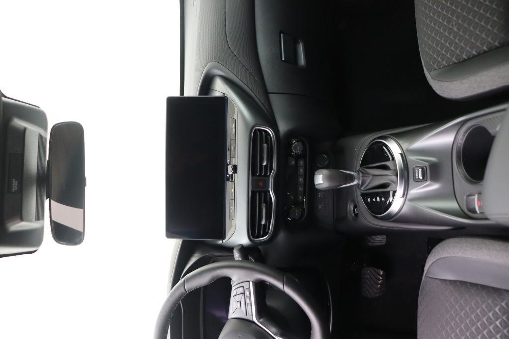 NISSAN Juke N-Connecta 1.6 Hybrid 143 hp AT 2WD - ref: 7-56970 - Photo 12