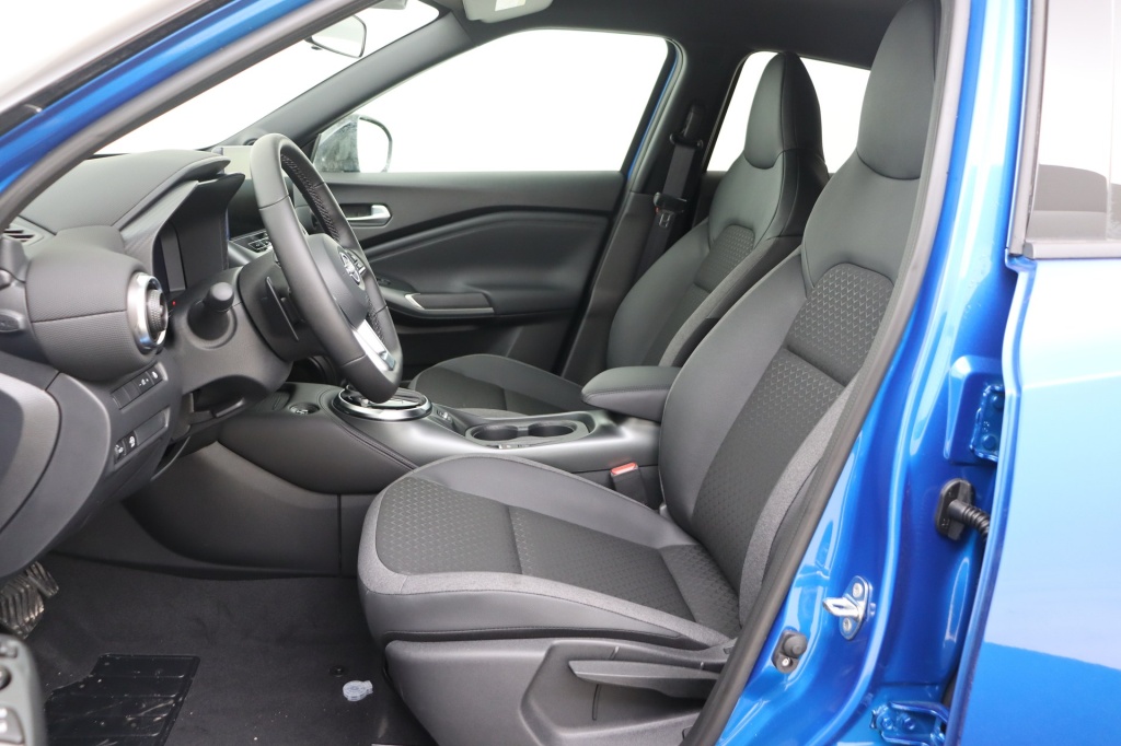 NISSAN Juke N-Connecta 1.6 Hybrid 143 hp AT 2WD - ref: 7-56970 - Photo 13