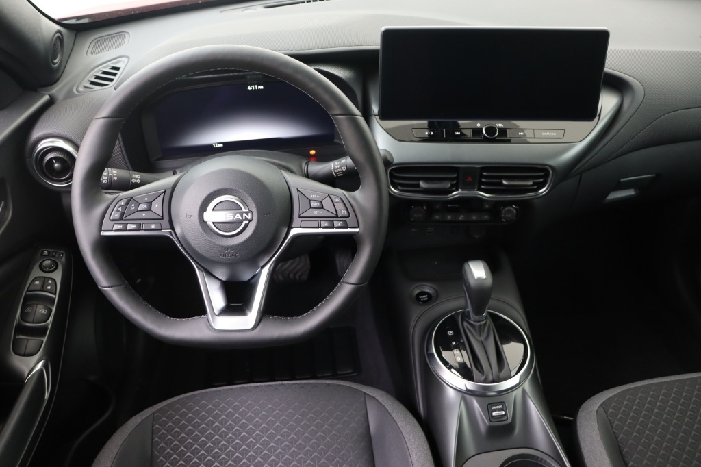 NISSAN Juke N-Connecta 1.6 Hybrid 143 hp AT 2WD - ref: 7-56980 - Photo 11