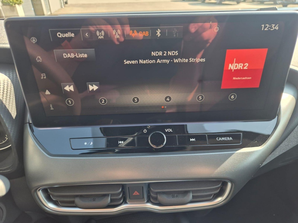 NISSAN Juke 1.0 Gasoline 114hp - ref: 7-57091 - Photo 19