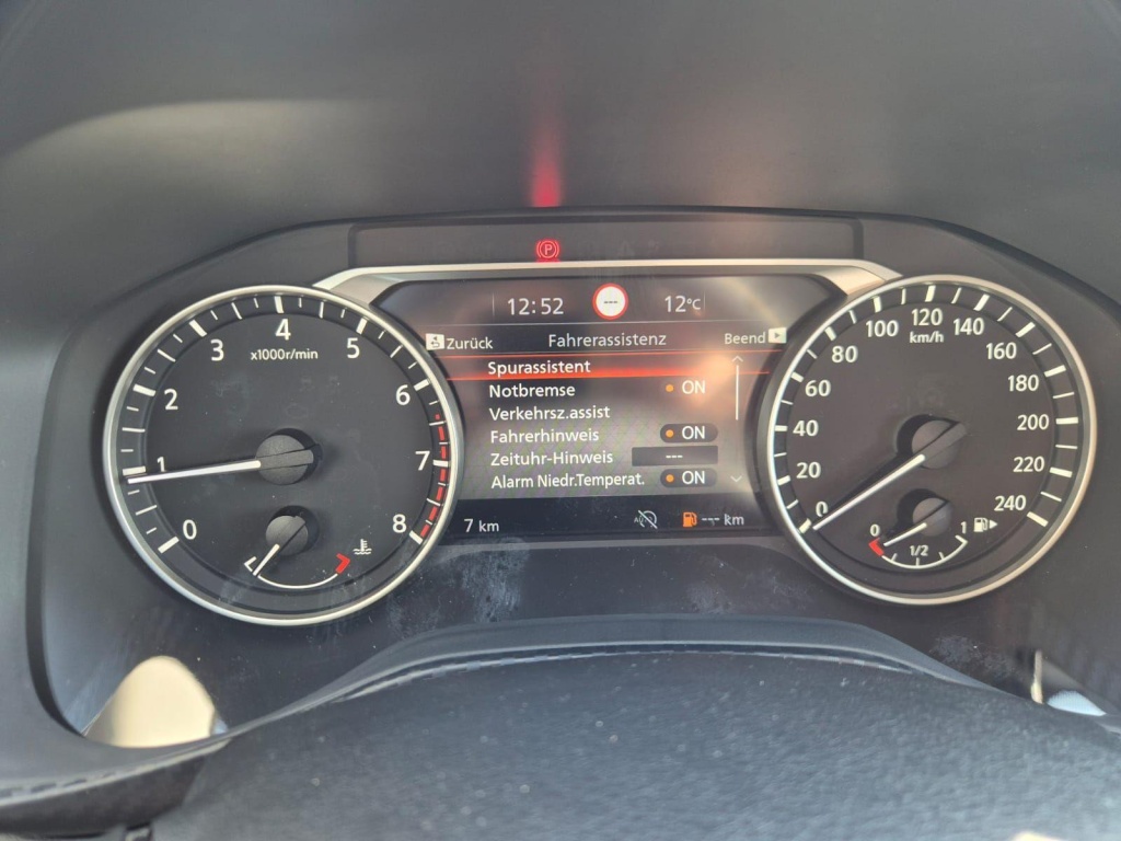 NISSAN Juke 1.0 Gasoline 114hp - ref: 7-57093 - Photo 17