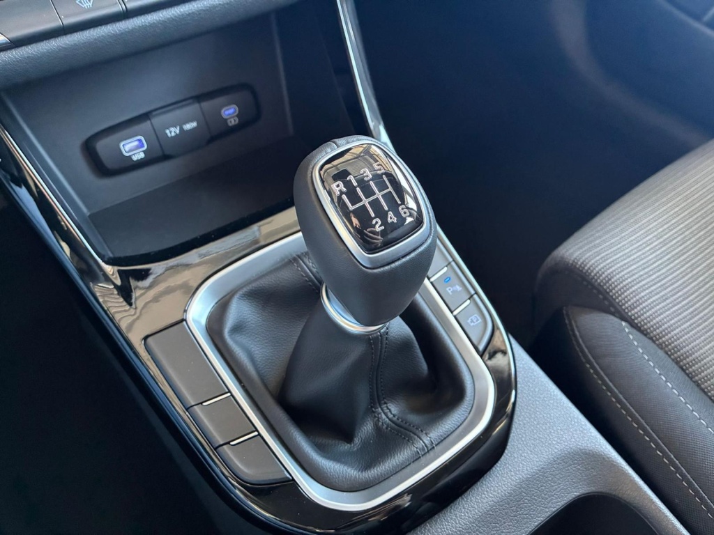 HYUNDAI i30 Comfort 1.5L GDI (95 PS) gasoline - ref: 7-57094 - Photo 17