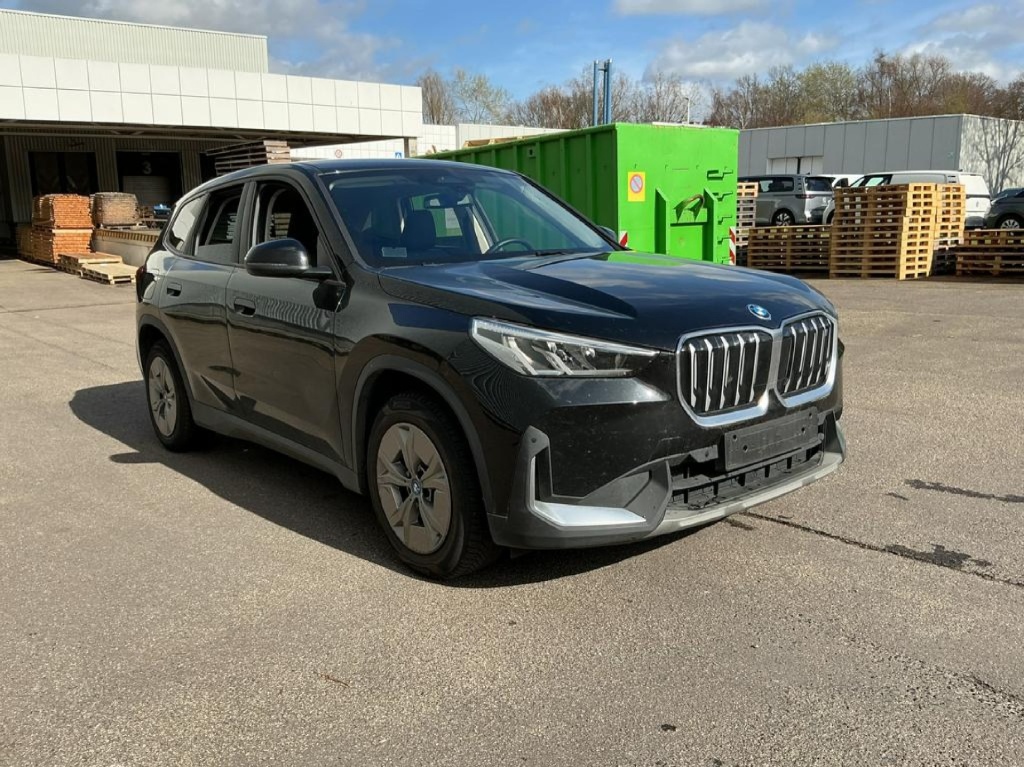 BMW IX1 iX1 xDrive30   Elektro 313hp - ref: 7-57117 - Photo 3