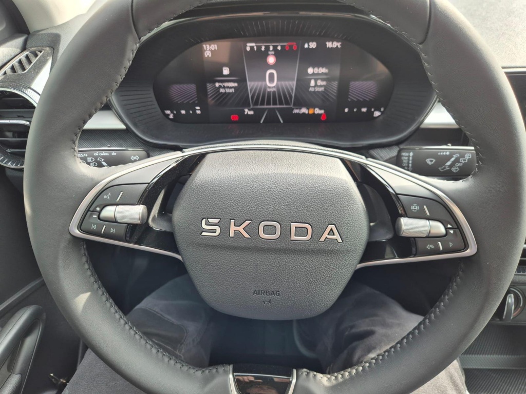 SKODA Fabia 1.0 Gasoline 95hp - ref: 7-57172 - Photo 15