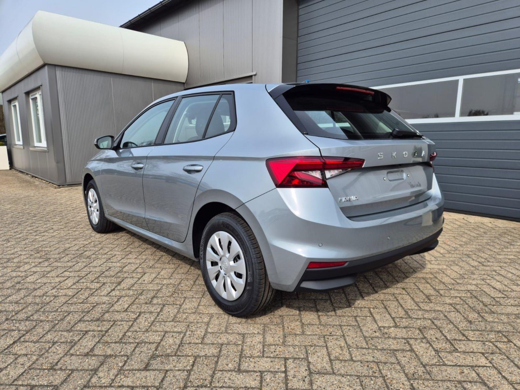 SKODA Fabia 1.0 Gasoline 95hp - ref: 7-57172 - Photo 3