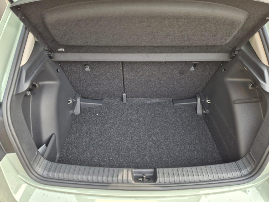 SKODA Fabia 1.0 Gasoline 95hp - ref: 7-57237 - Photo 9