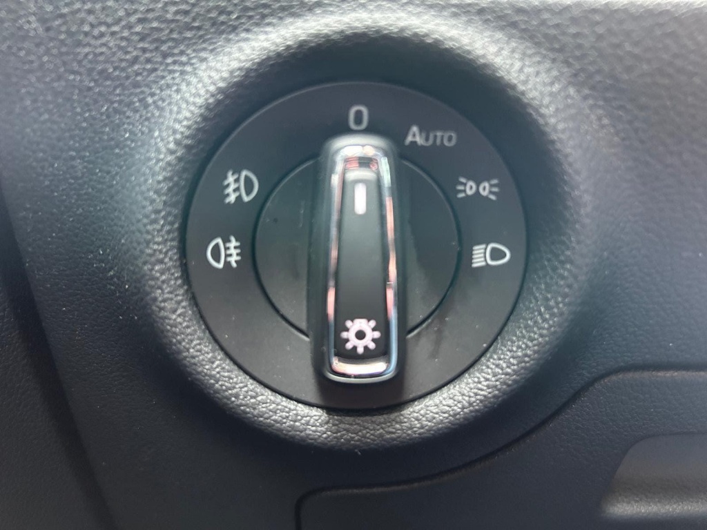 SKODA Kamiq 1.0 Gasoline 116hp DSG - ref: 7-57247 - Photo 15