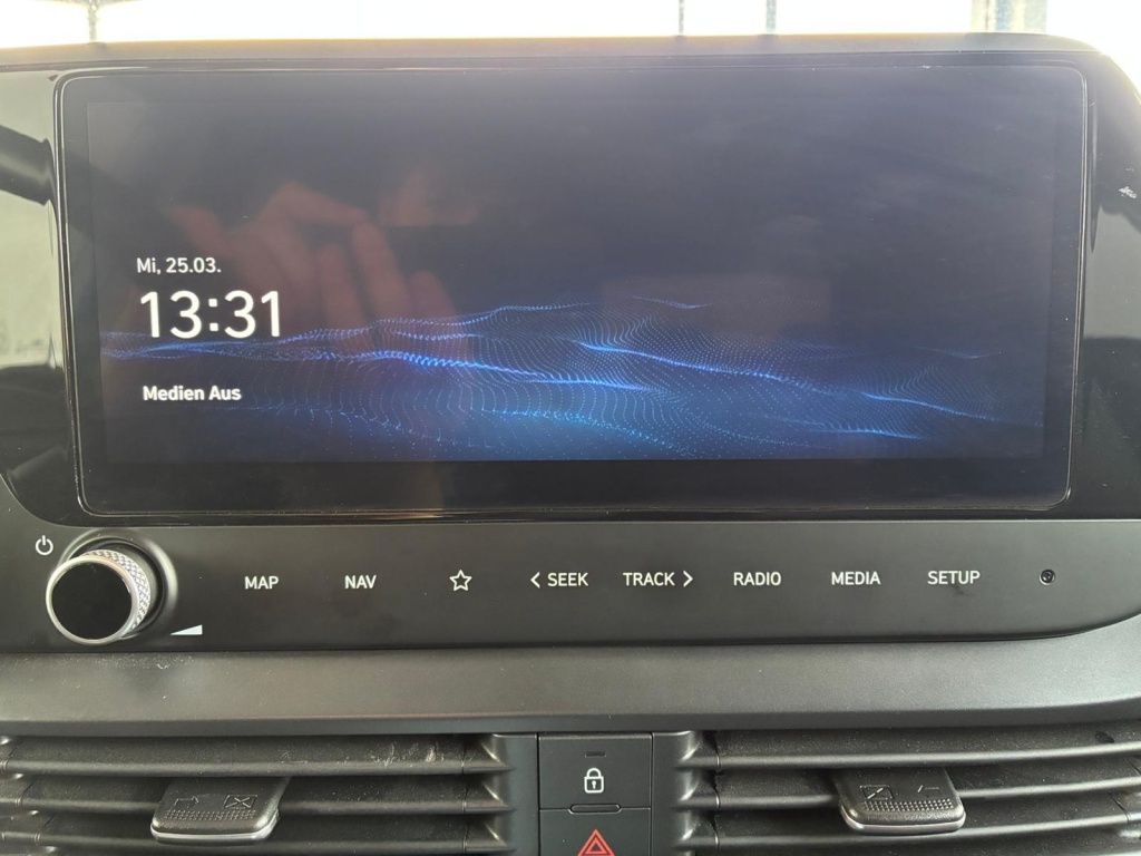 HYUNDAI Bayon Comfort 1.2 GDI 79 PS (5MT) - ref: 7-57458 - Photo 10